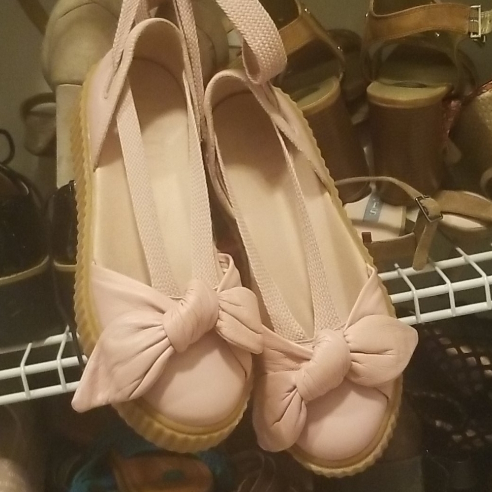 Fenty Puma Pink leather lace-up sandal bow size 8